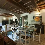 Con Piscina, Sauna, Jacuzzi Chiocchio